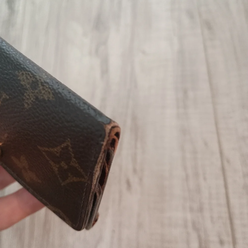 LOUIS VUITTON Monogram Multicles 6 Key Case